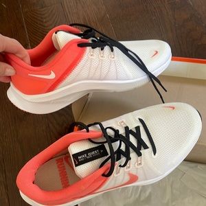 Brand New. Women’s Nike Athletic Shoes. Size 8🔥